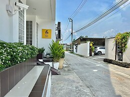 Lee's Mark Residence