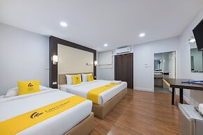 Lee's Mark Residence