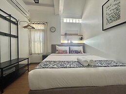Lee's Mark Residence