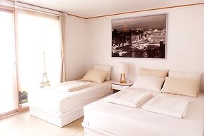 Hongdae Lai Lai house