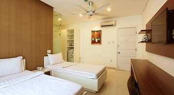 Yellow House Saigon Hotel