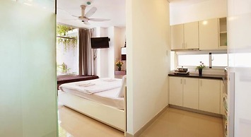 Yellow House Saigon Hotel