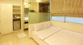 Yellow House Saigon Hotel