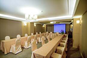 Unique Holiday Hotel