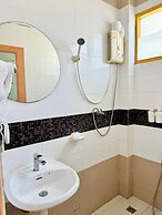 Side Walk Boutique Hotel