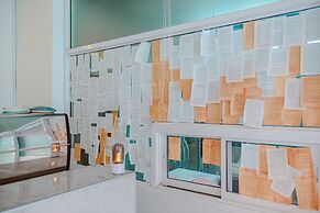 Side Walk Boutique Hotel