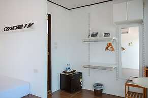 Side Walk Boutique Hotel