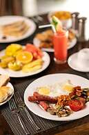 Hakuna Majiwe Beach Lodge