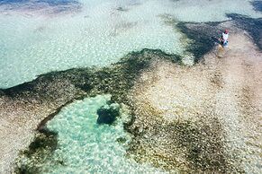 Hakuna Majiwe Beach Lodge