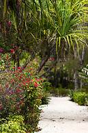 Hakuna Majiwe Beach Lodge