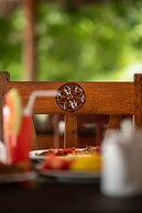 Hakuna Majiwe Beach Lodge