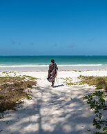 Hakuna Majiwe Beach Lodge