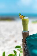 Hakuna Majiwe Beach Lodge