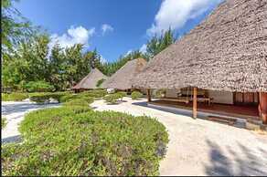 Hakuna Majiwe Beach Lodge