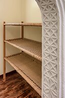 Hakuna Majiwe Beach Lodge