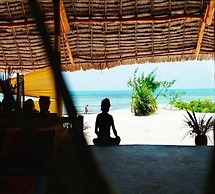 Hakuna Majiwe Beach Lodge