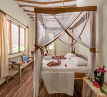 Hakuna Majiwe Beach Lodge