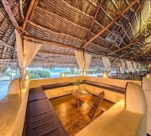 Hakuna Majiwe Beach Lodge