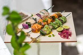 Hakuna Majiwe Beach Lodge