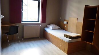 Sleep Well Youth Hostel