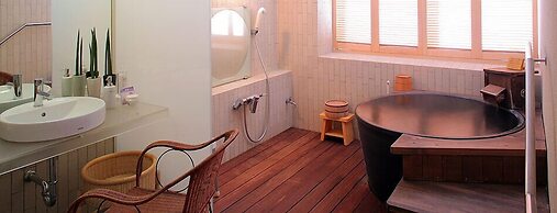 Yamashiro Onsen Ryokan Tatami