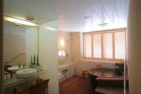 Yamashiro Onsen Ryokan Tatami