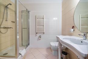 Hotel «ALARUS LUXE»