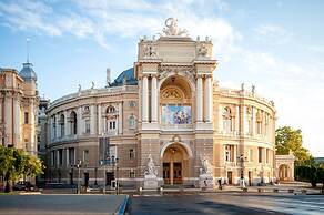 Hotel «ALARUS LUXE»