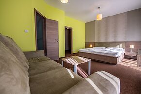 Hotel Lučivná