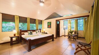 Evergreen Lodge