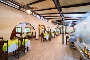 Evergreen Lodge