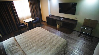 Hotel Parque Satelite