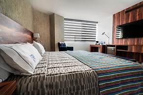 Hotel Parque Satelite