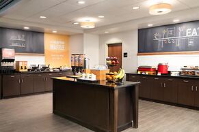 Hampton Inn Fairmont