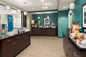 Hampton Inn Fairmont