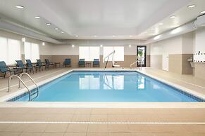 Hampton Inn Fairmont