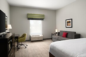 Hampton Inn Fairmont