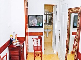 Hoang Thanh Thuy Hotel 1