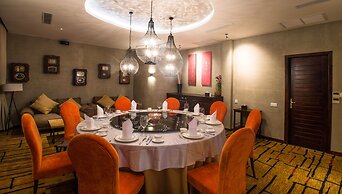 Almond Hotel Bassac River