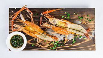 Almond Hotel Bassac River