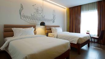 Almond Hotel Bassac River