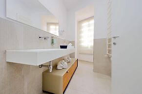 Trevi Rome Suite