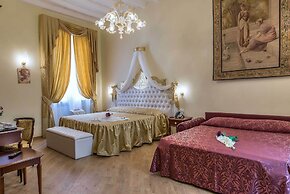 Trevi Rome Suite