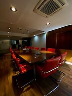 Hotel Dolce International