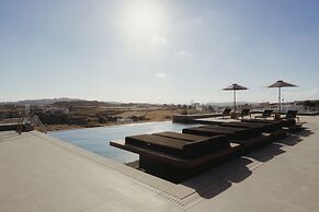 Evi Suites & Villas