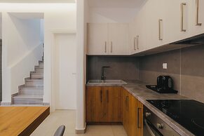 Evi Suites & Villas