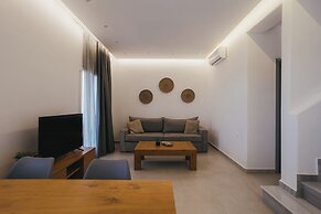 Evi Suites & Villas