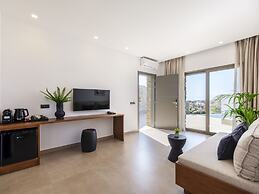Villa Evi & Suites