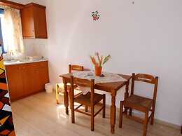 Panorama Studios and Apartments