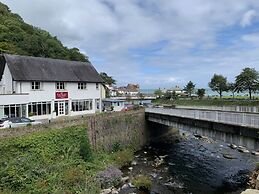 The Lyn Valley Guest House